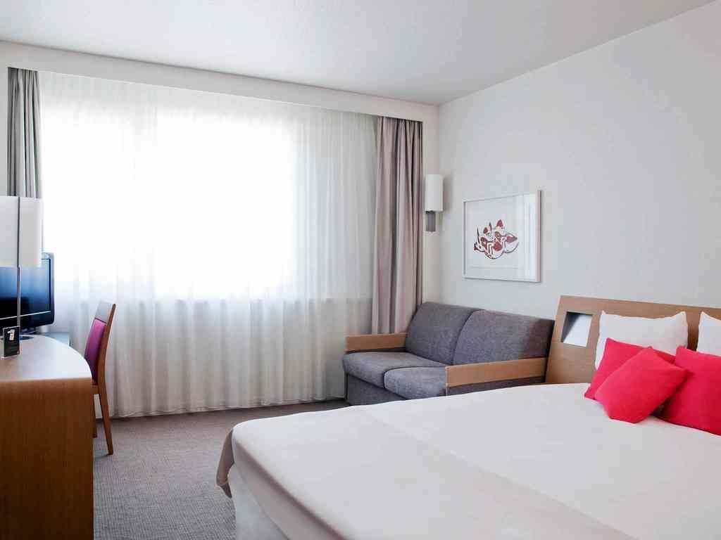 Novotel Geneve Aeroport France Ferney-Voltaire Exterior photo